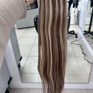 Elegant Brown and Blonde Hair Extensions